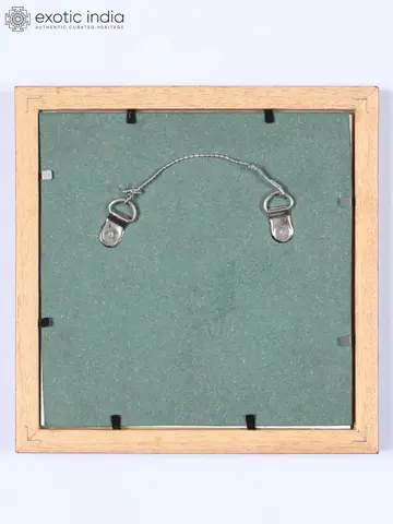 Back of the frame with the hanging wire