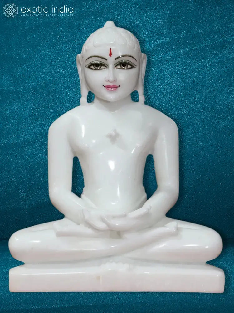 White marble Mahavira idol seen from the front