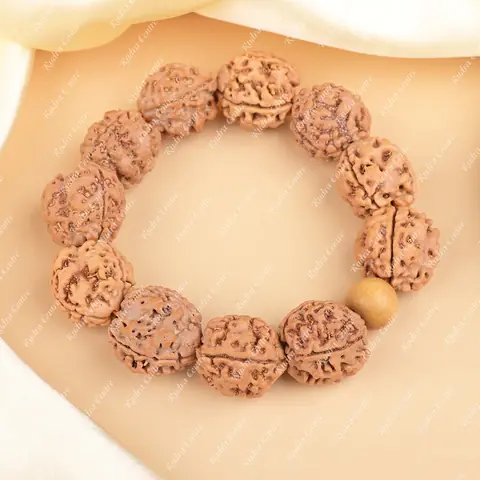 The bracelet from another angle on the cloth