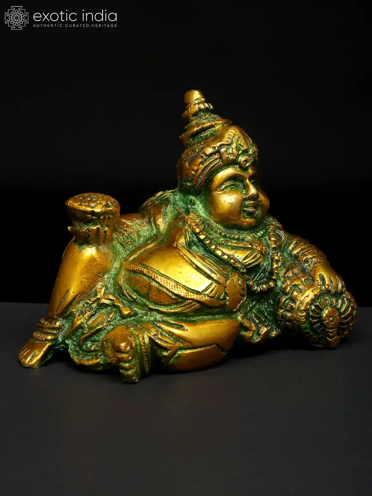 The statue from a side angle