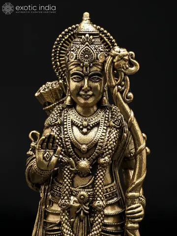 Close view of the face and crown of one figure
