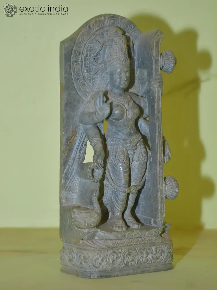 Another front view of the statue