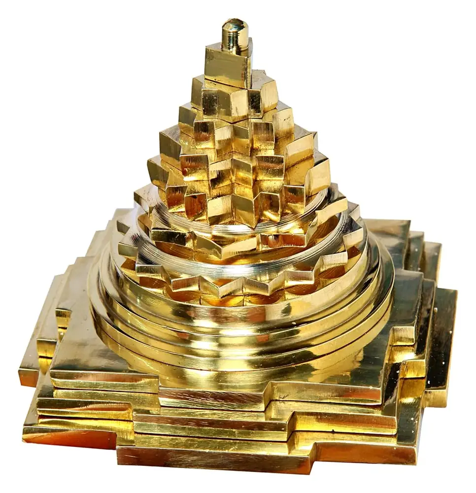 Gold brass Maha Meru Shree Yantra seen from the front