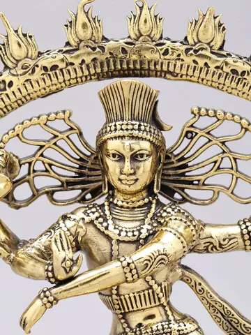 Close view of Shiva's face and crown