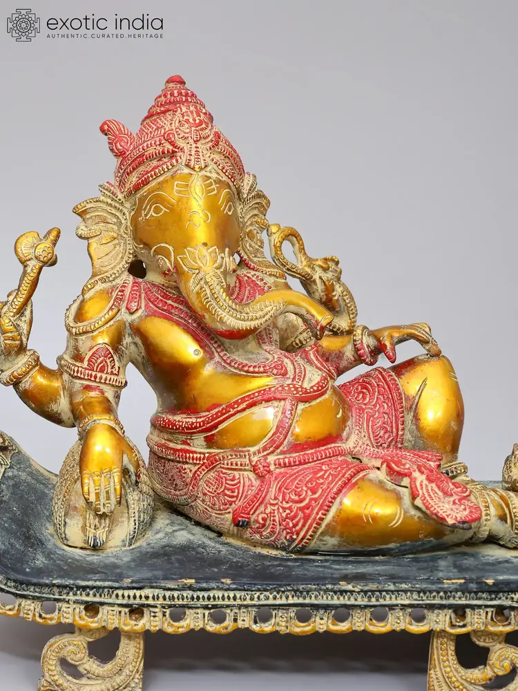 Close view of Ganesha's face and trunk