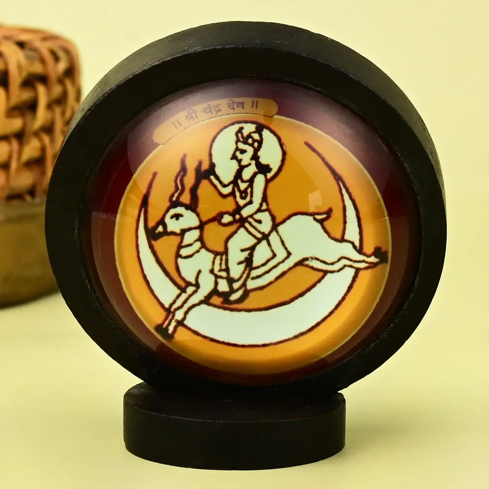 The deity side of the framed yantra
