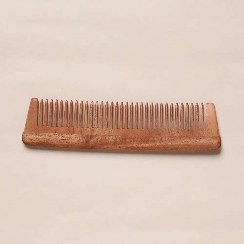 Comb seen from the side