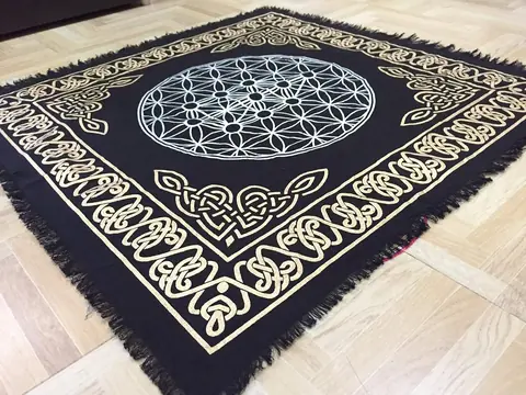The cloth laid on a floor at an angle
