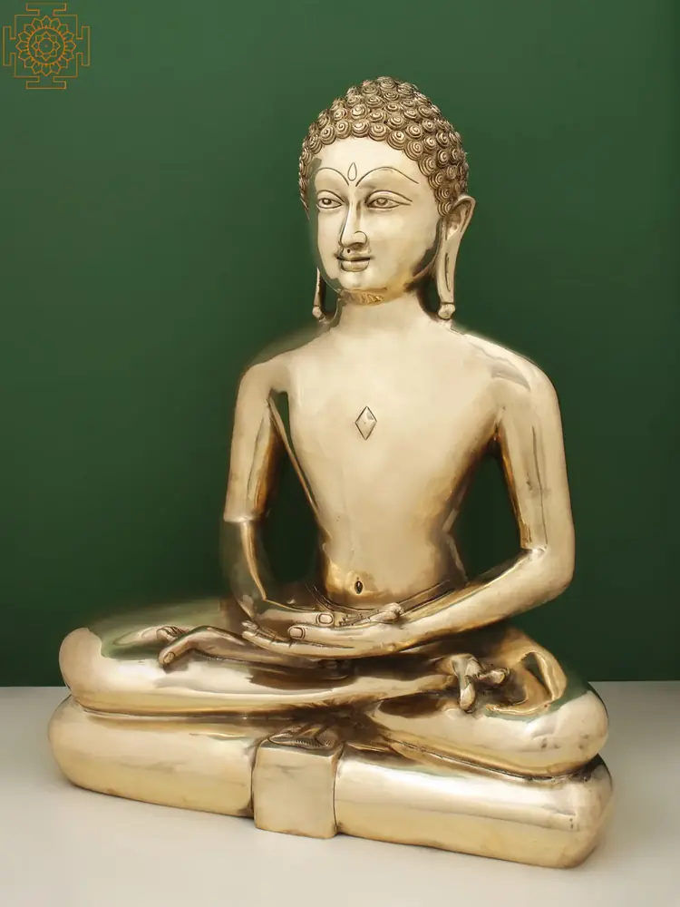 The statue from a slight angle