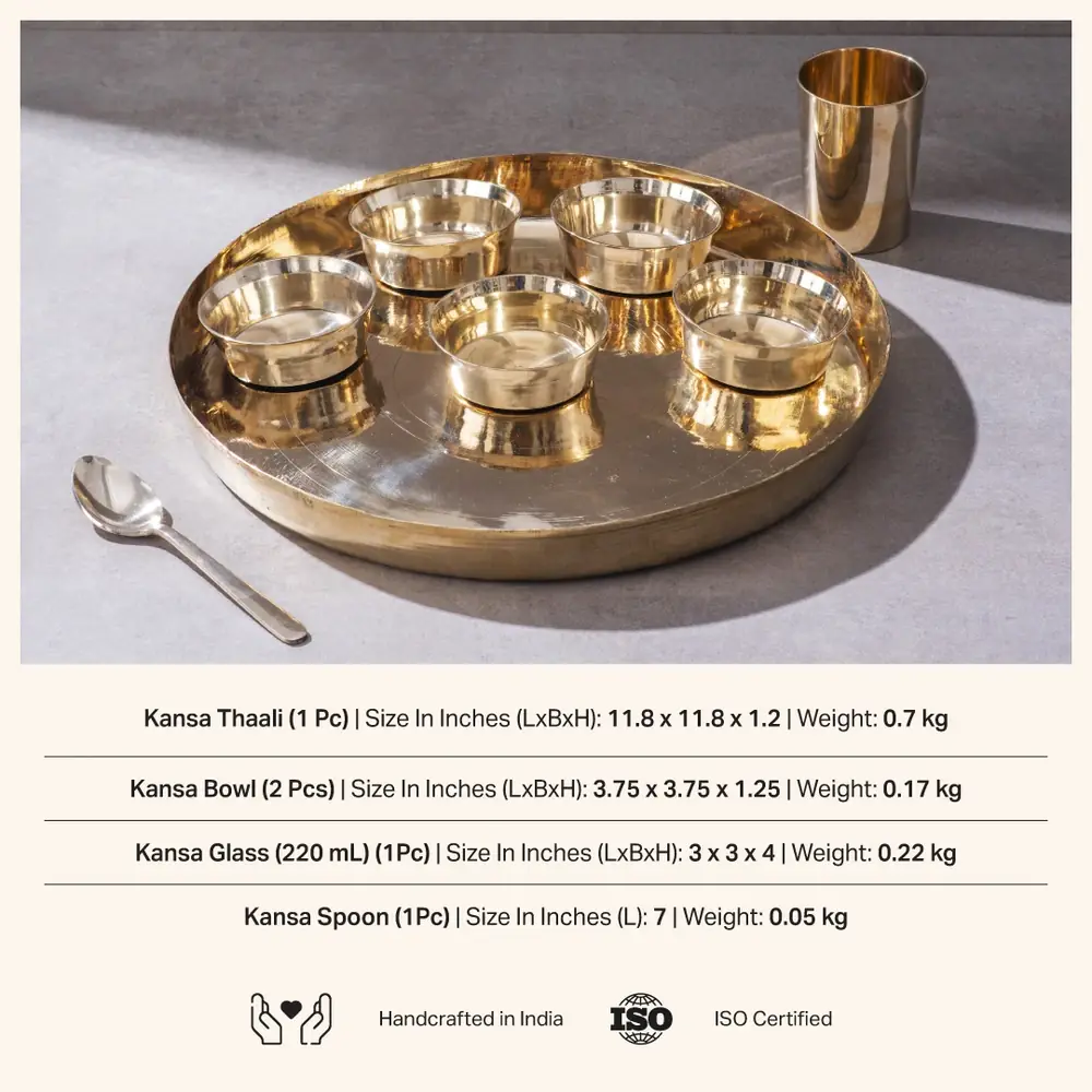A table of piece sizes and weights with the set above it