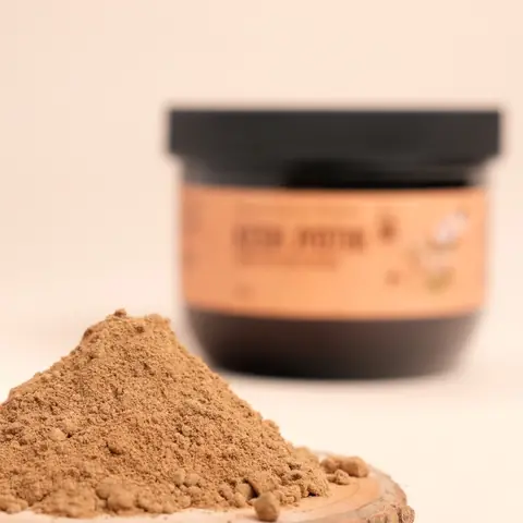 Close view of the brown herbal powder