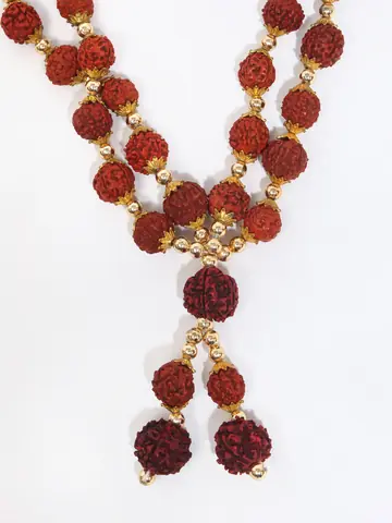 Close view of the bead drop at the front