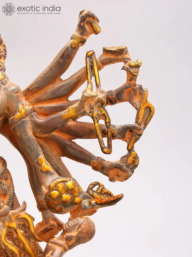Close view of the hands and weapons