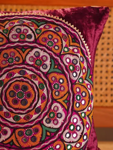 Close view of the embroidered medallion