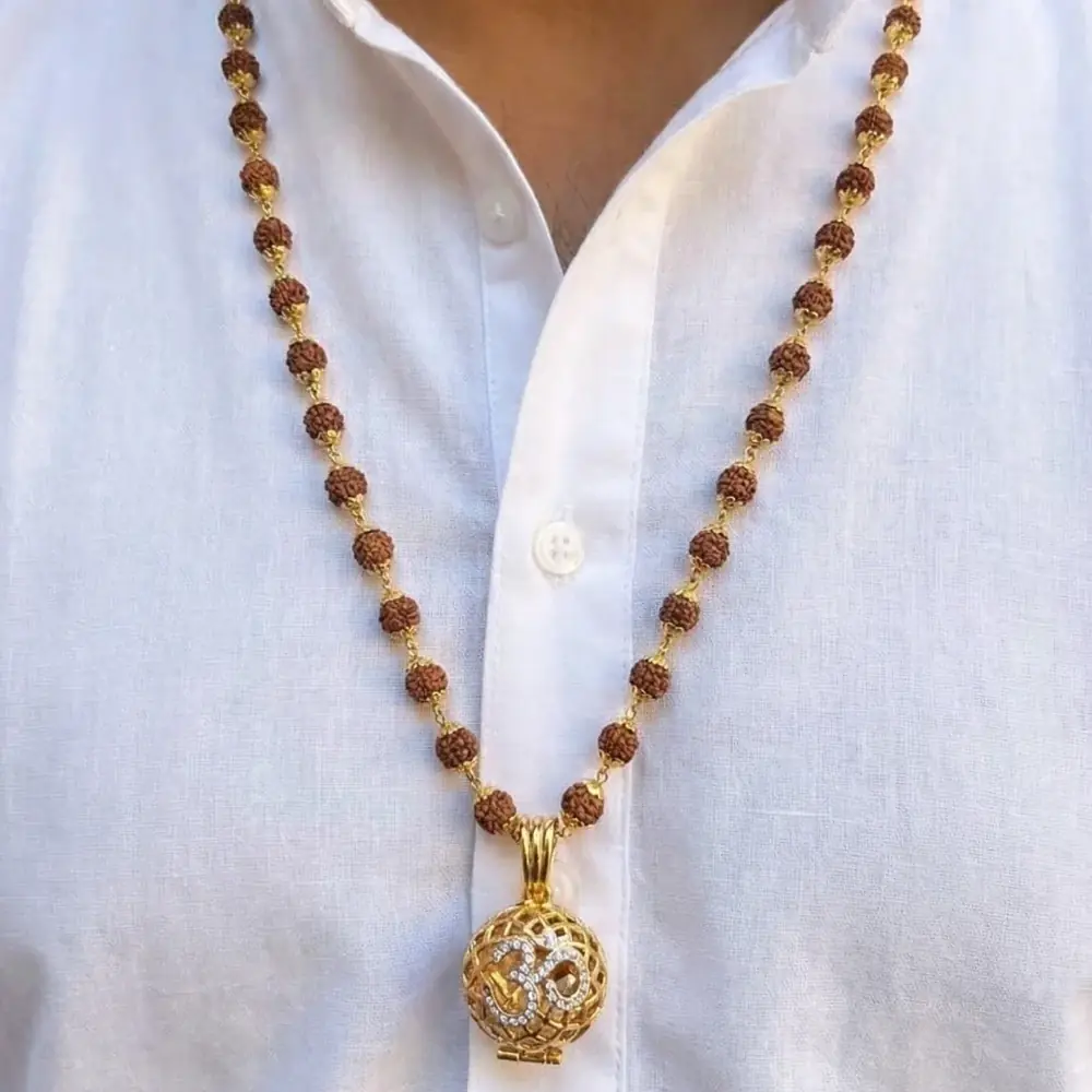 The mala worn, shown in full length