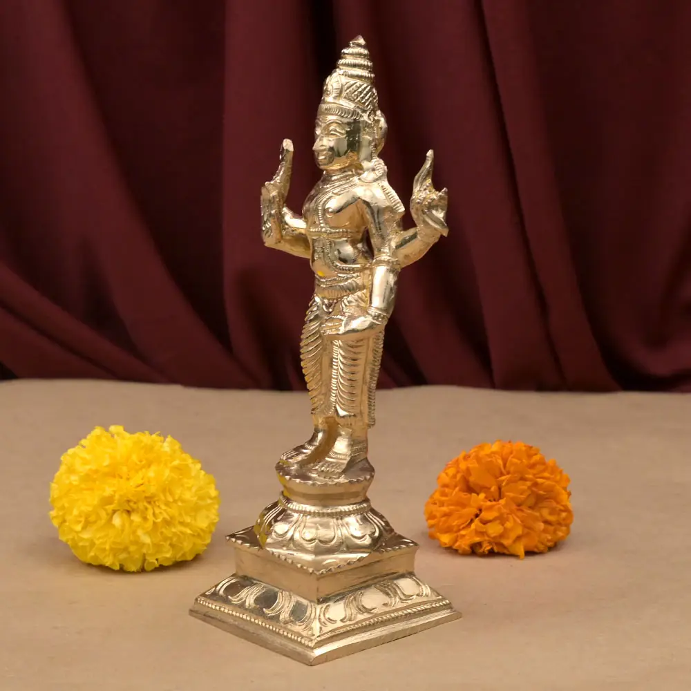 Another side view of the idol