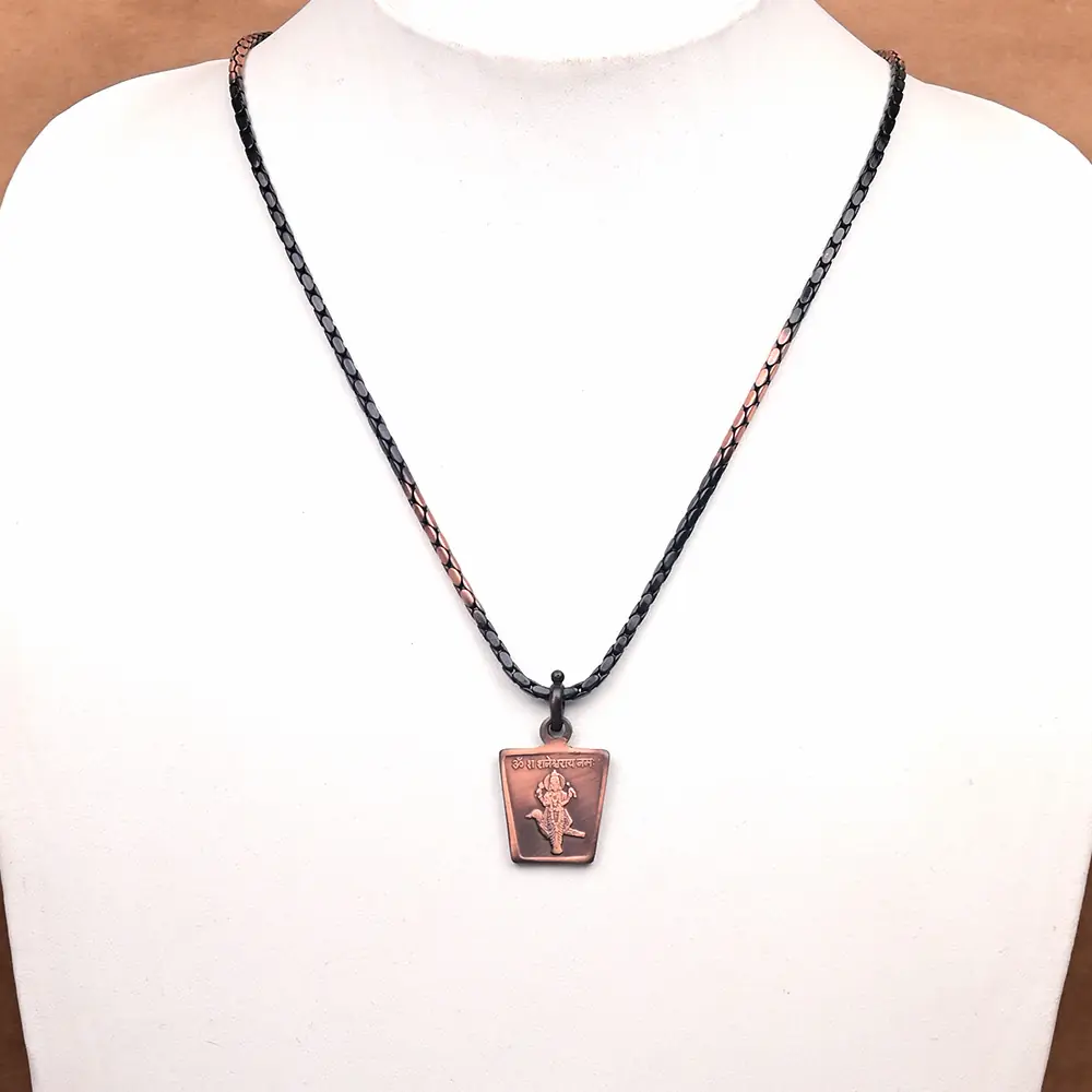 The locket on a jewellery bust