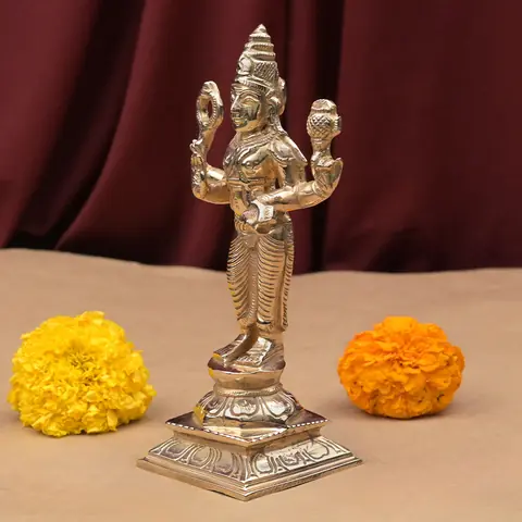 Idol seen from the other side