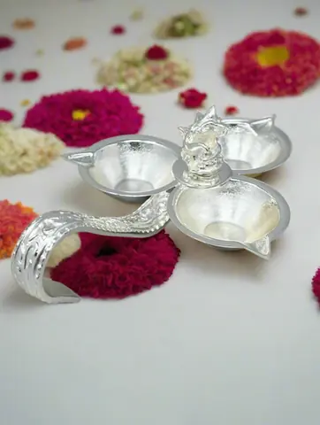 Overhead view of the joined bowls