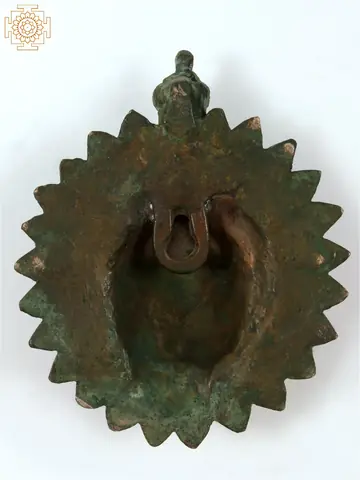 Back of the green piece with the hanging loop