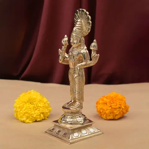 Idol seen from the other side